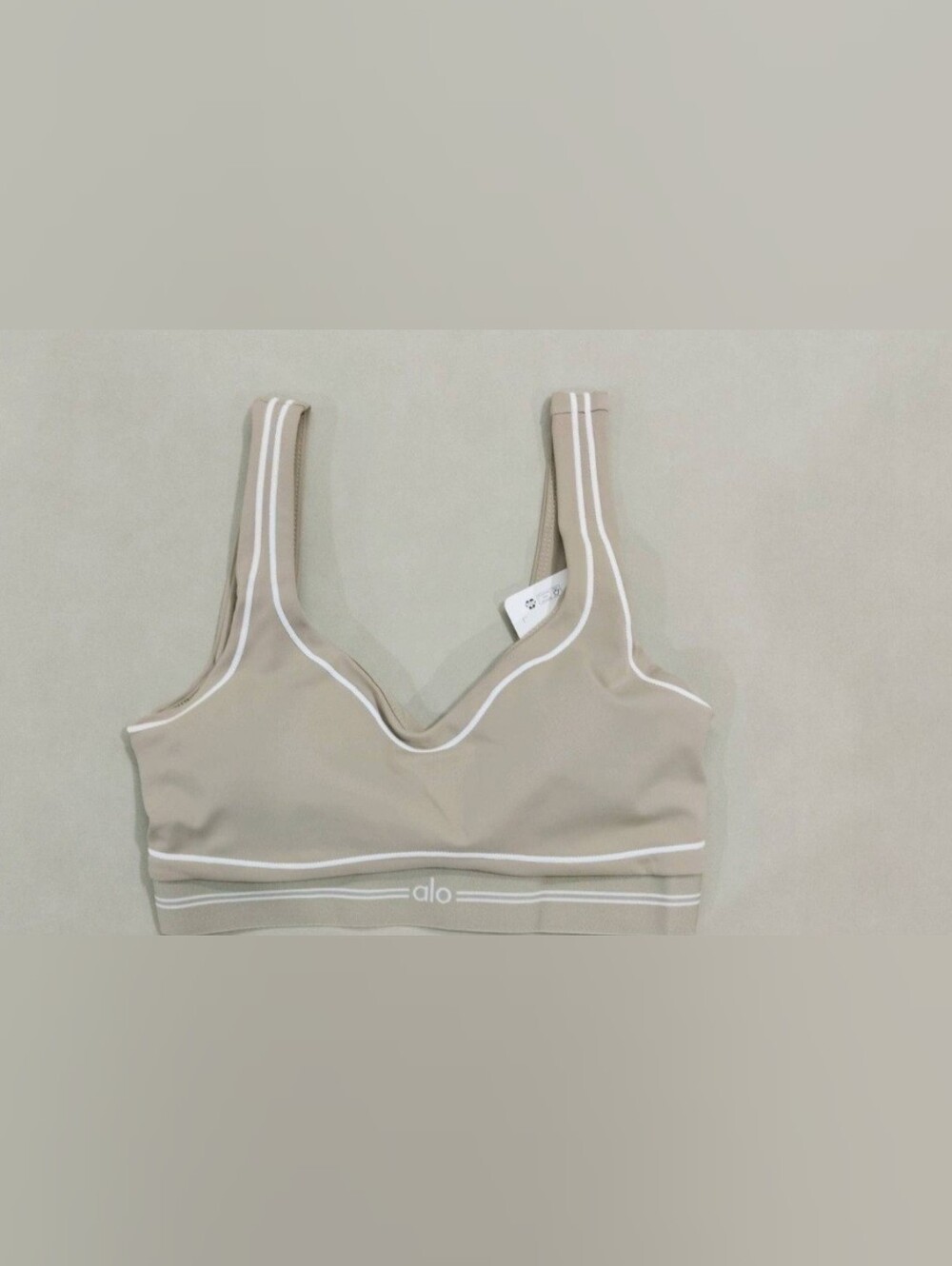 ALO Yoga Khaki Sports Bra and Shorts Set with White Trim.. Bought On TT Auction. - Picture 3 of 5